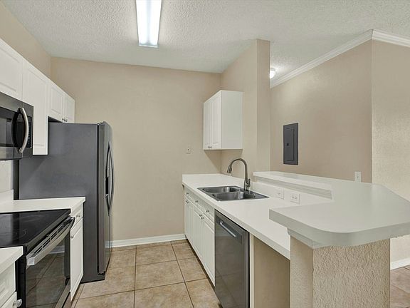4th image of 18001 Richmond Place Dr APT 224