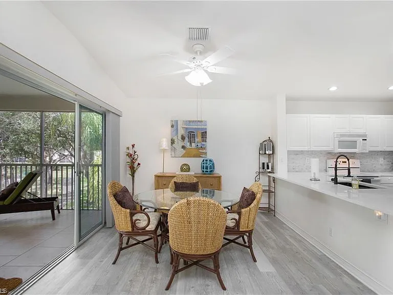 700 Diamond Cir #706 — Photo 15