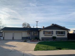 1625 Richard Ave, Sanger, CA 93657