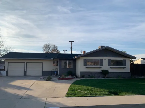 1625 Richard Ave, Sanger, CA 93657