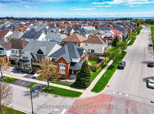 112 Handley Cres, Ajax, ON L1Z1L7