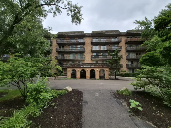 512 Redondo Dr APT 409, Downers Grove, IL 60516