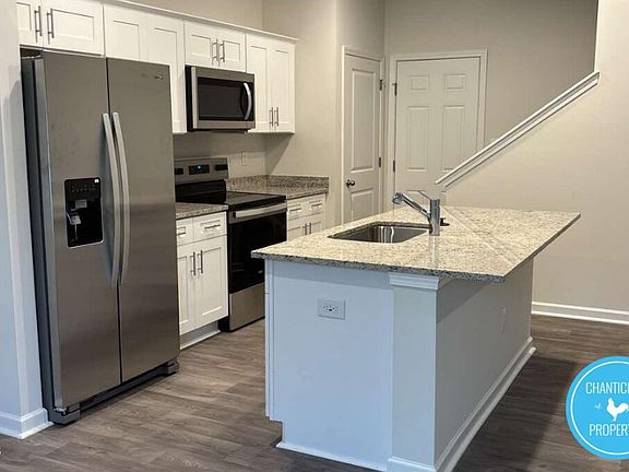 3rd image of 1412 Maltese Ln #1