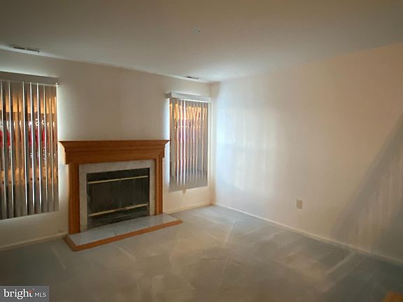 4th image of 315 Sequoia Dr