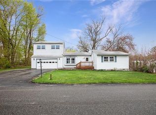 29 Ashburton Rd, Carmel, NY 10512