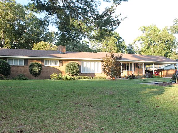 2nd image of 305 Pineland Dr