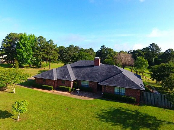 3rd image of 10879 Trenton Dr