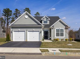 3555 Castleton Dr, Williamstown, NJ 08094