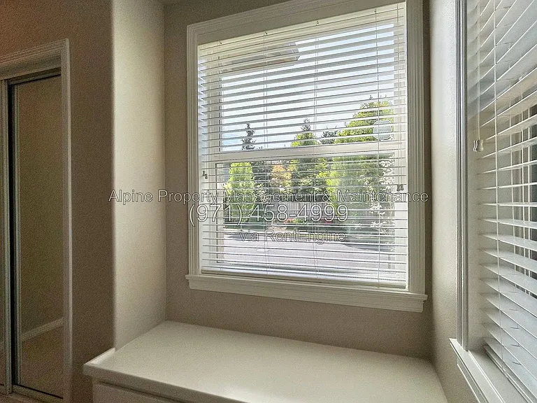 820 NW Pebble Beach Way — Photo 40