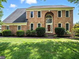 4914 Edge Rock Dr, Chantilly, VA 20151