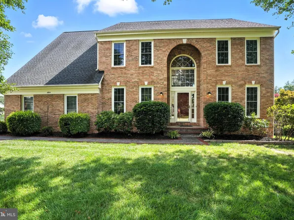 4914 Edge Rock Dr, Chantilly, VA 20151