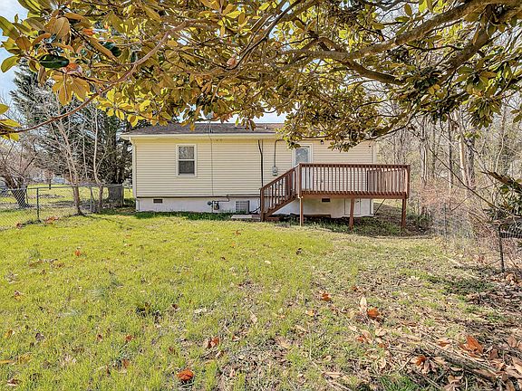 5th image of 1344 Mabry Ave SE