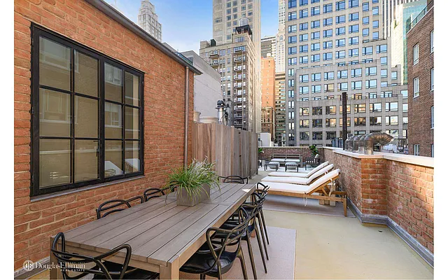 Sold by Douglas Elliman | media 21