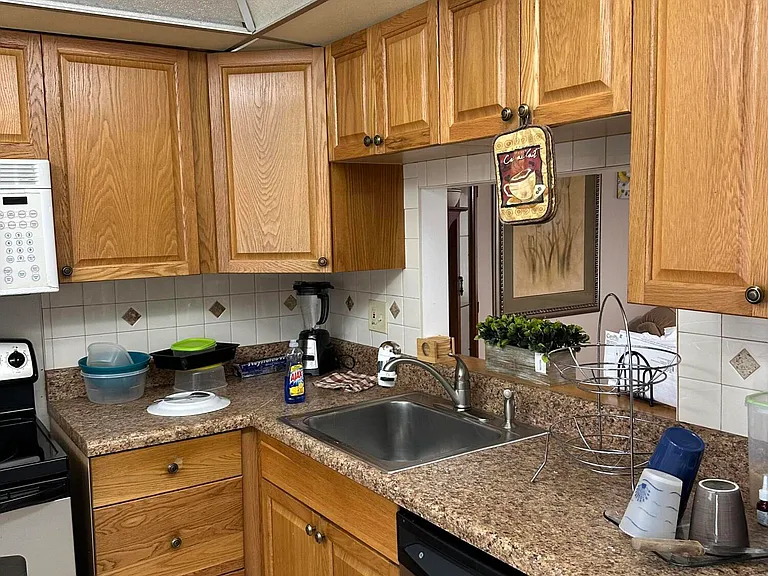 2900 NW 47th Ter #105B — Photo 1