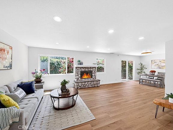 5th image of 7552 Thousand Oaks Dr