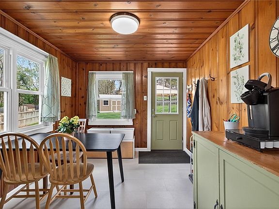 4th image of 119 Sunny Dell Ln