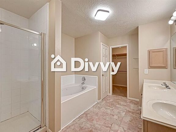 5th image of 5419 Oak Falls Dr