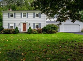 16 Gilbert Ct, Cumberland, RI 02864
