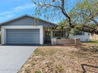 8826 Huntsman Ln, Port Richey, FL 34668