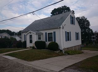 11 Alaric Ter, West Roxbury, MA 02132