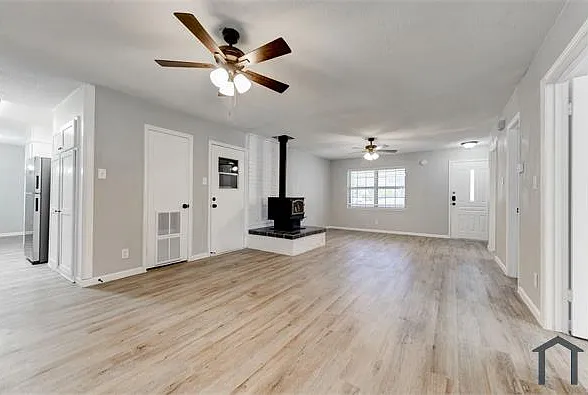 1228 Chippendale Dr — Photo 10