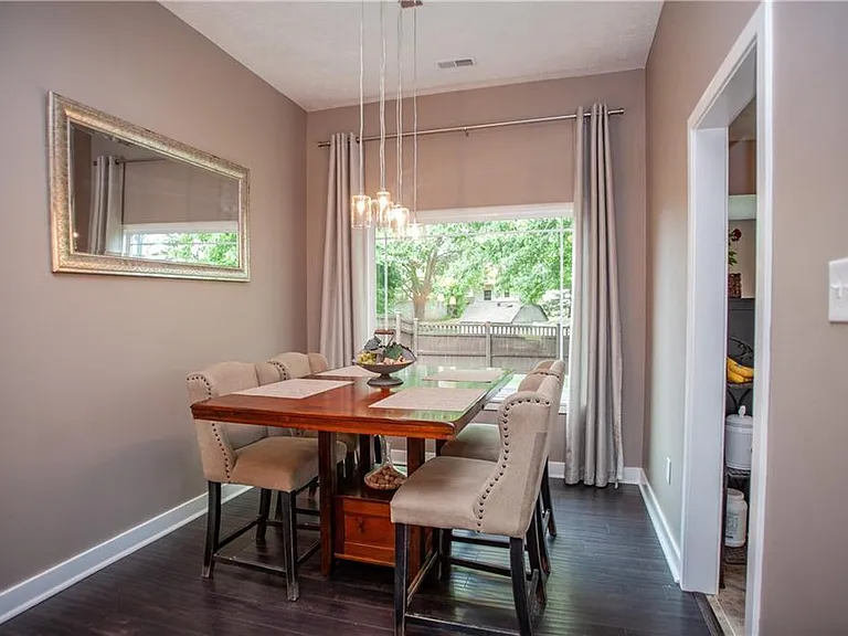 14708 Village Park East Dr — Photo 3