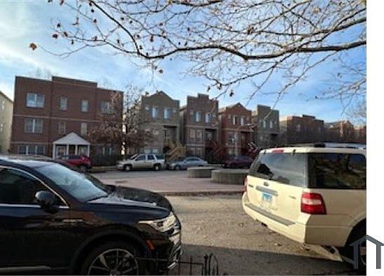 5th image of 7638 S Parnell Ave #1