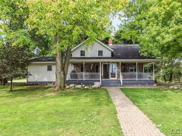 13986 W Beecher Rd, Hudson, MI 49247