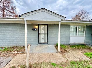 1645 Wells Station Rd APT 11, Memphis, TN 38108
