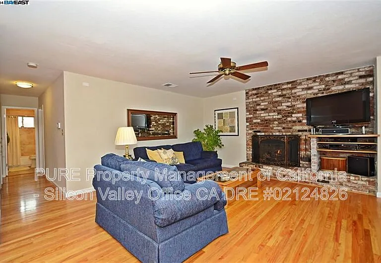 4212 Vincente St — Photo 10