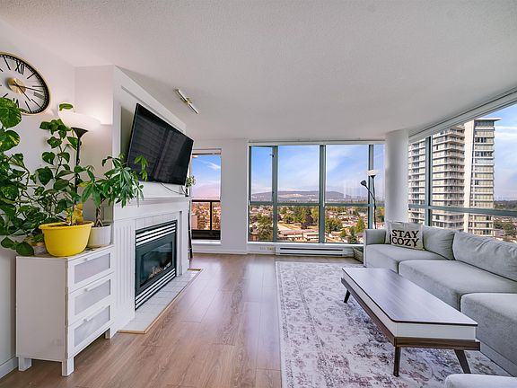 4th image of 6611 Southoaks Cres #1801