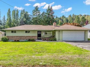 318 Cedar Ln, Longview, WA 98632