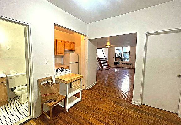 3rd image of 324 E 14th St #2D
