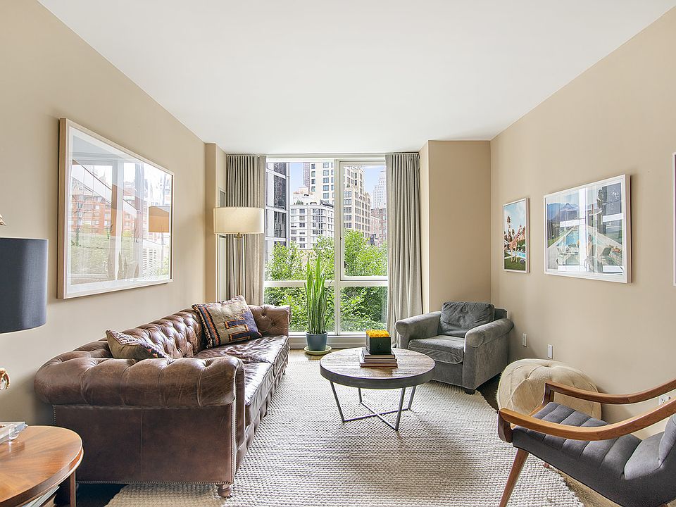 1st image of 200 Chambers St APT 4G