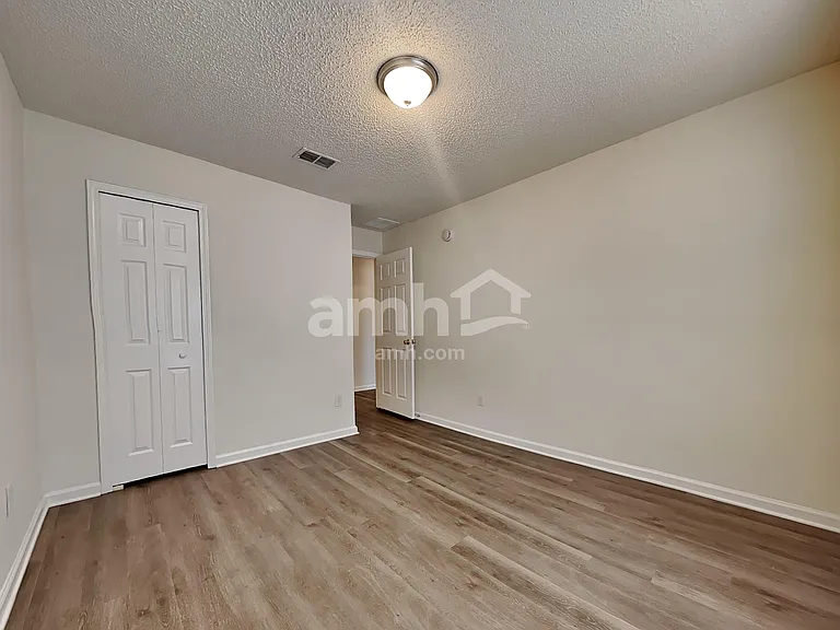 2737 Taylor Hill Dr — Photo 15