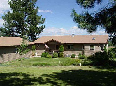 1st image of 2660 Iroquois Trl