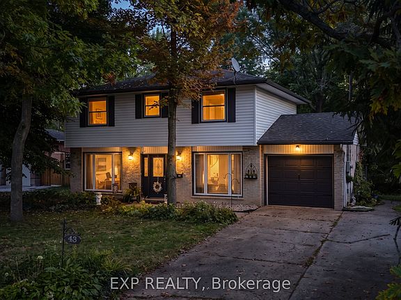 2nd image of 43 Stella St