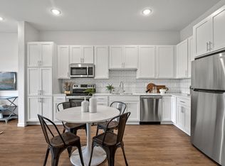 201 Eldorado Dr #415, Jordan, MN 55352