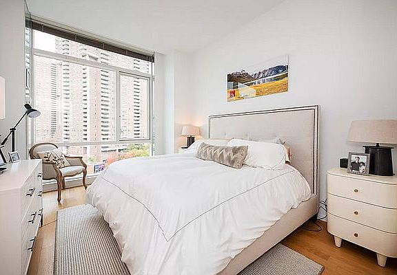 5th image of 200 Chambers St APT 7J