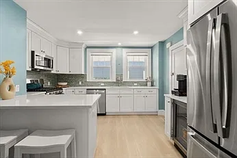 2 bed, 1.5 bath, 1450 sqft, $3,400 — Photo 3