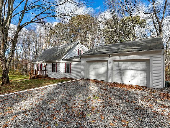 732 East Pond Meadow Road