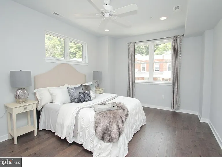 444 Kingsley St #444 — Photo 9