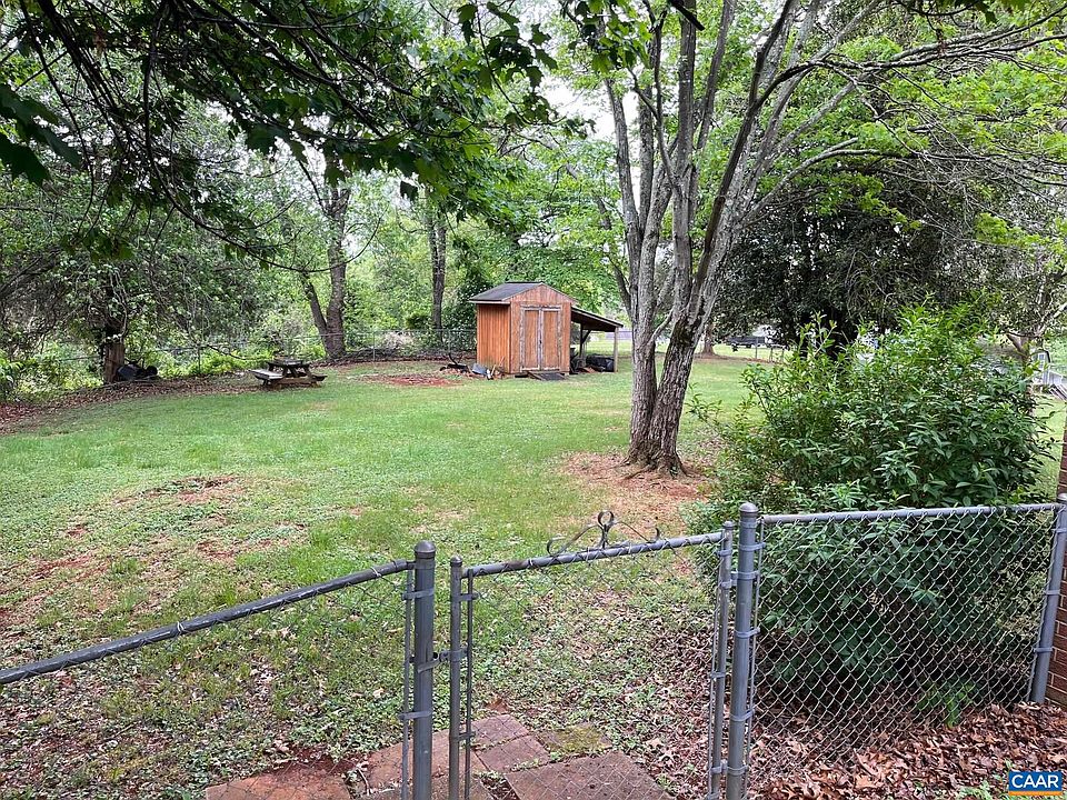 2nd image of 374 Locust Ln