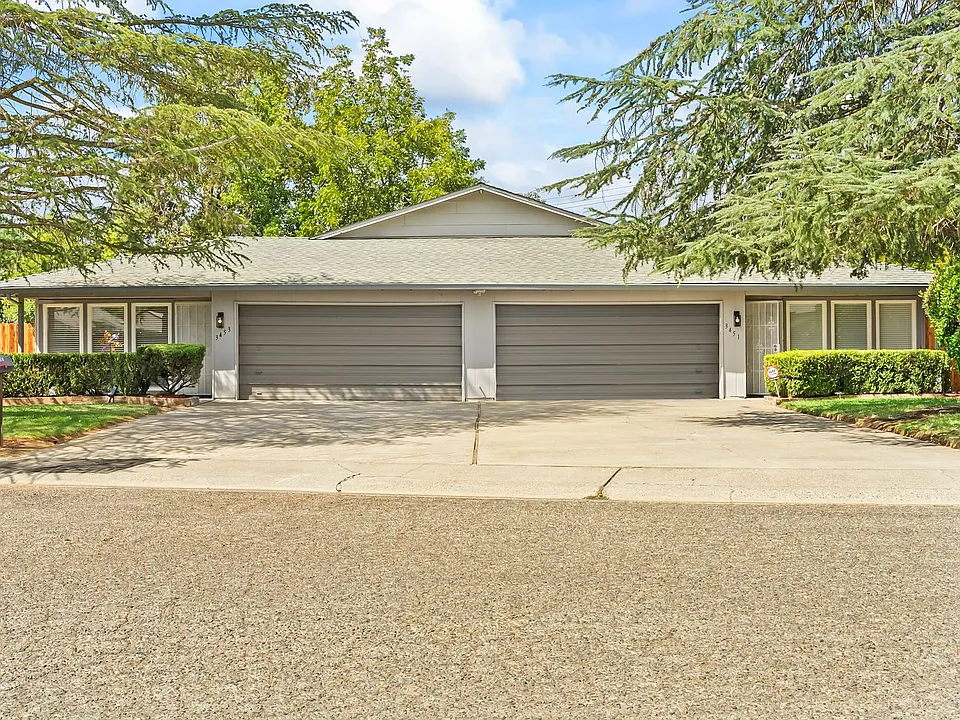 3451-3453 Verla St