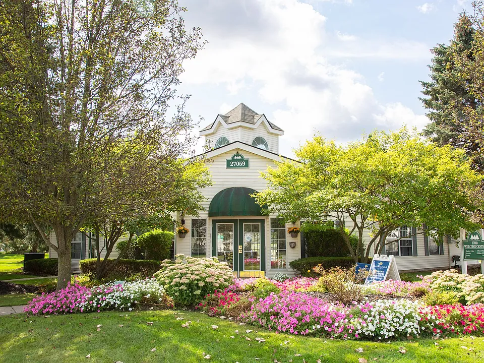 Meadowood Park of Wixom