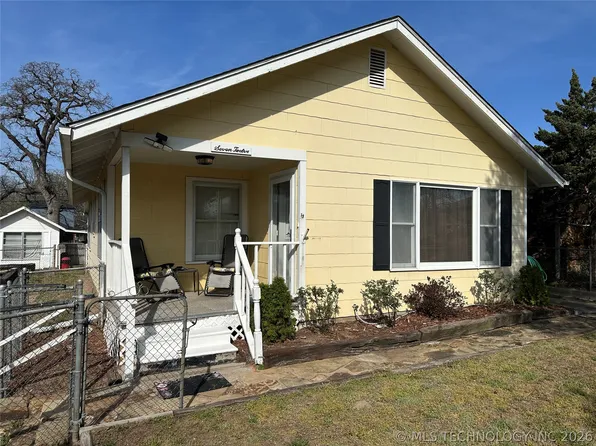 712 N Wilson Ave, Sand Springs, OK 74063