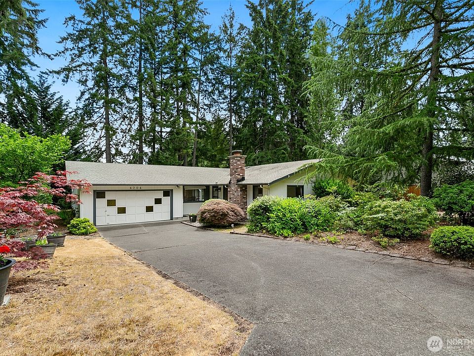 1st image of 4204 Clearwater Drive SE