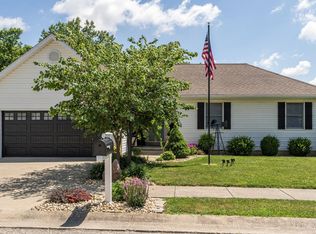 112 Elizabeth Dr, Hillsboro, OH 45133