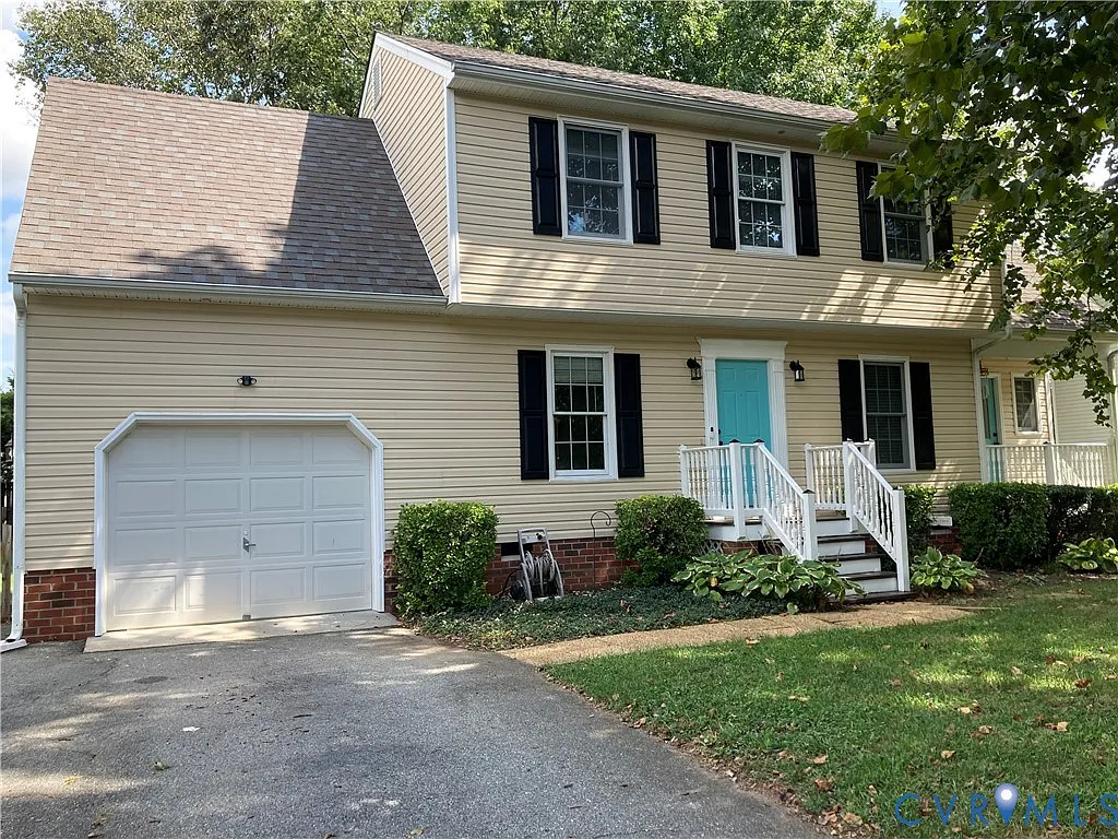 3 bed, 3.0 bath, 1487 sqft, $2,200 — Photo 1