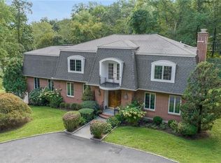 132 Hunting Ridge Rd, Stamford, CT 06903